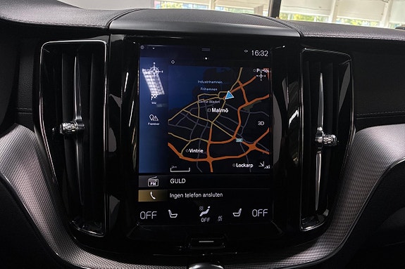 Volvo XC60 19 of 26