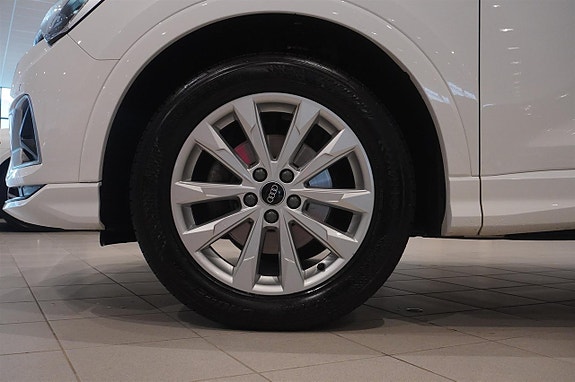 Audi Q3 11 of 11