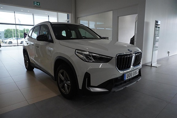 BMW X1 3 of 6