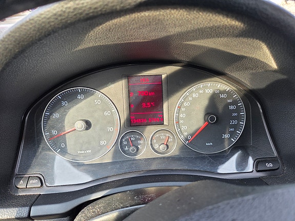 Volkswagen Golf V 7 of 8