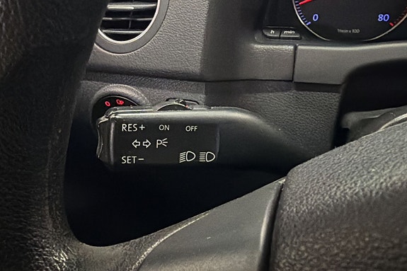 Volkswagen Golf Plus 13 of 19