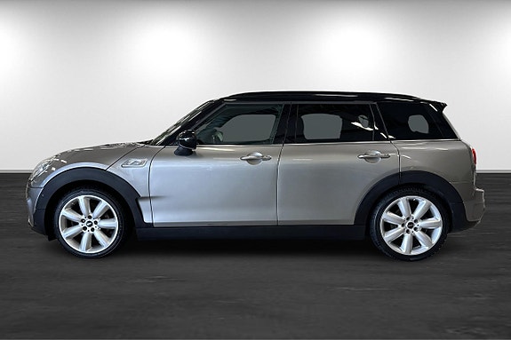 MINI Clubman Cooper SD 4 of 15