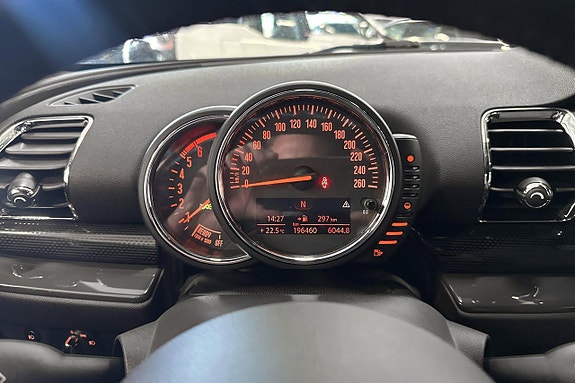 MINI Clubman Cooper SD 10 of 15
