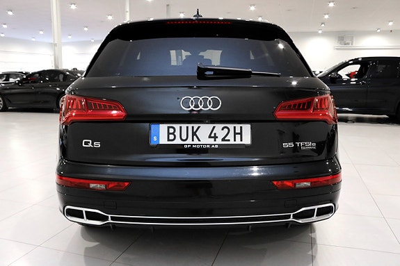 Audi Q5 4 of 30