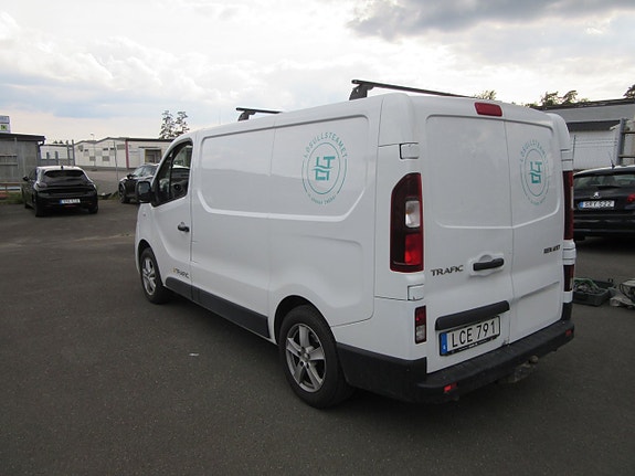 Renault Trafic 6 of 14