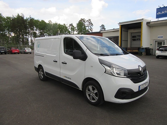 Renault Trafic 2 of 14