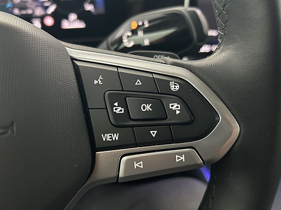Volkswagen Passat 21 of 22