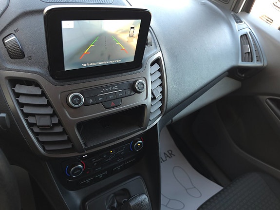 Ford Transit 10 of 12