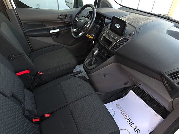 Ford Transit 8 of 12