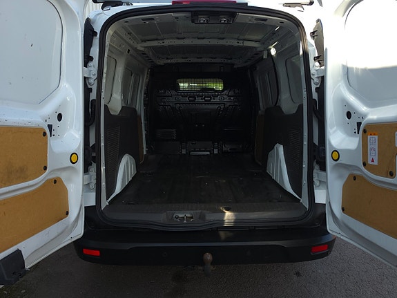 Ford Transit 12 of 12