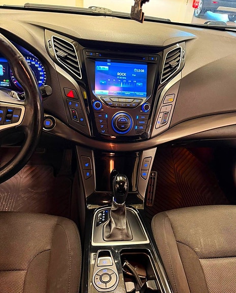 Hyundai i40 15 of 22