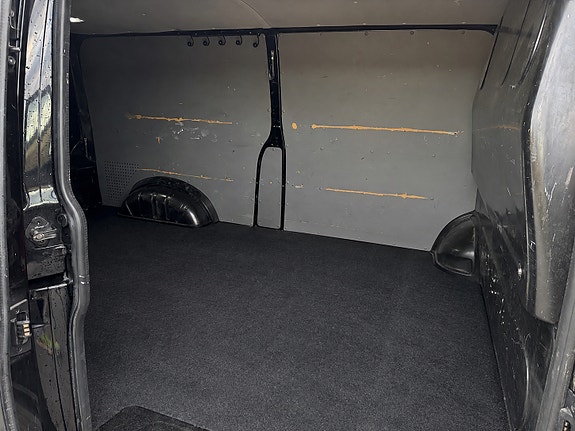 Volkswagen Transporter 9 of 9