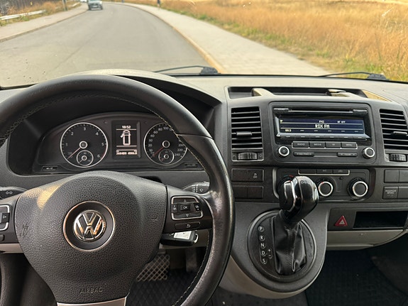 Volkswagen Transporter 7 of 9