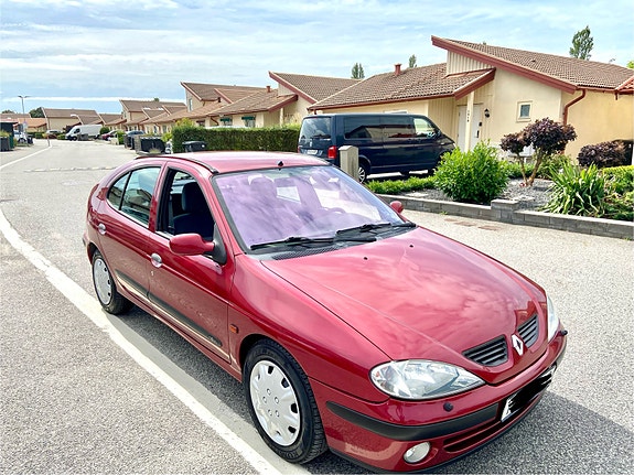 Renault Megane I 2 of 6