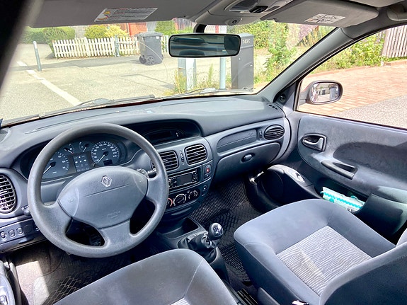 Renault Megane I 5 of 6