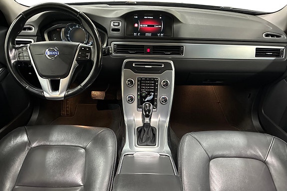 Volvo XC70 12 of 30