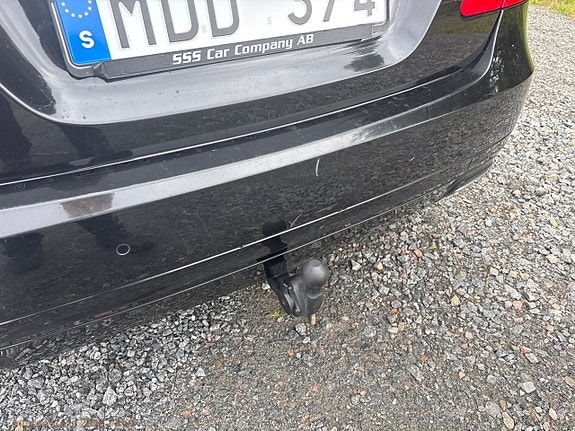 Mercedes-Benz E200 28 of 28