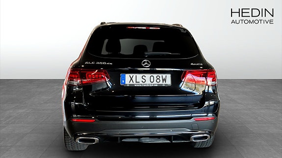 Mercedes-Benz GLC300 de 7 of 9