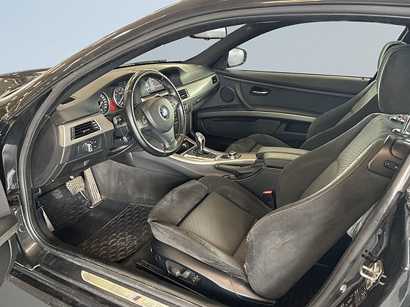 BMW 335i 7 of 22