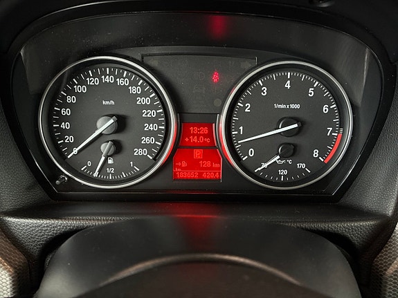 BMW 335i 19 of 22