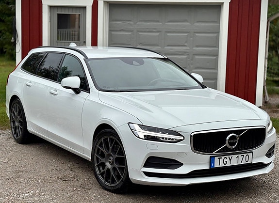 Volvo V90 3 of 29