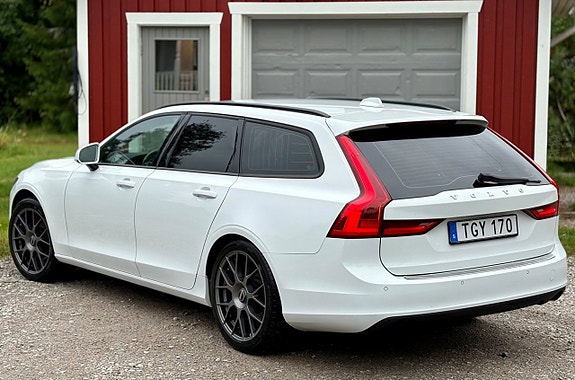 Volvo V90 5 of 29