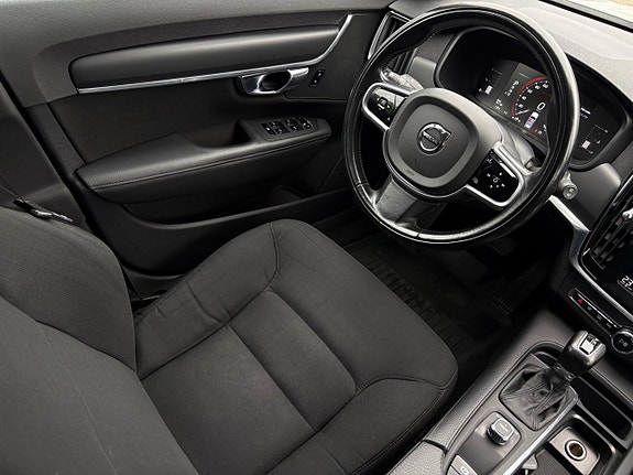 Volvo V90 11 of 29