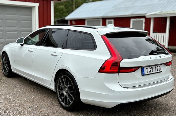 Volvo V90 9 of 29