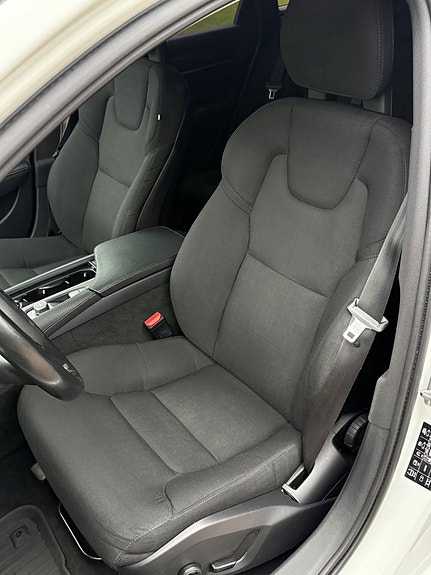 Volvo V90 13 of 29