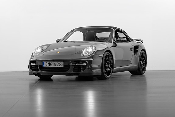 Porsche 911 2 of 30