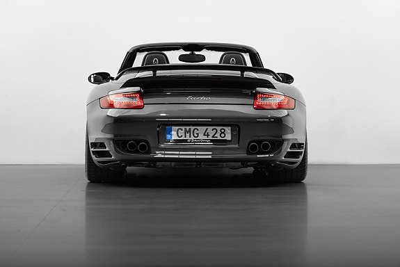 Porsche 911 8 of 30