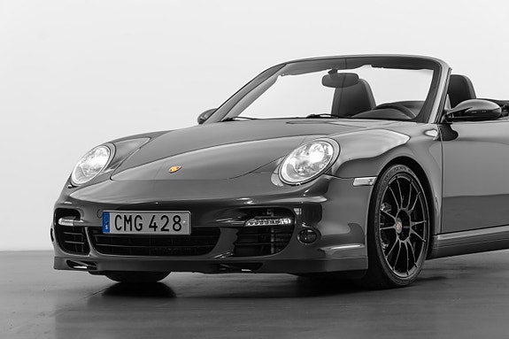 Porsche 911 23 of 30