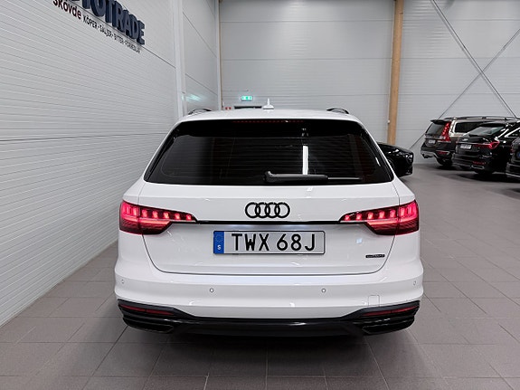 Audi A4 9 of 21