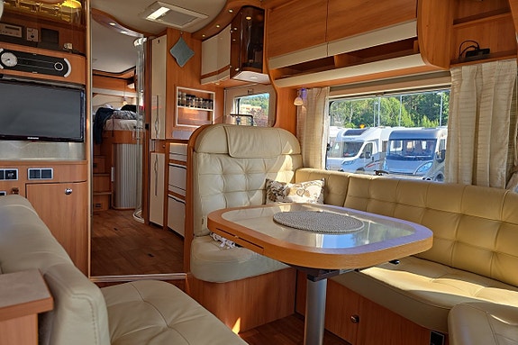 Hymer B 778 SL 3.0 177hk Aut, Långbädd, Solcell, Inverter (Inkommande) 9 of 30