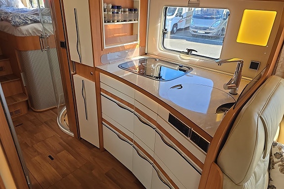 Hymer B 778 SL 3.0 177hk Aut, Långbädd, Solcell, Inverter (Inkommande) 12 of 30
