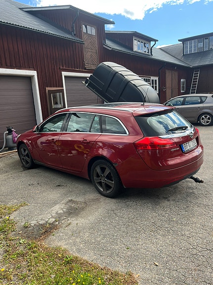 Opel Insignia 3 of 5