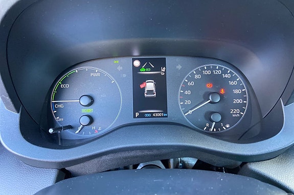 Toyota Yaris 16 of 21