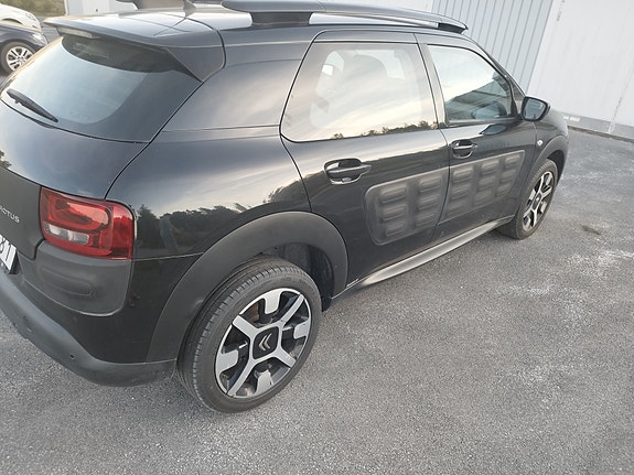 Citroen C4 Cactus 5 of 15