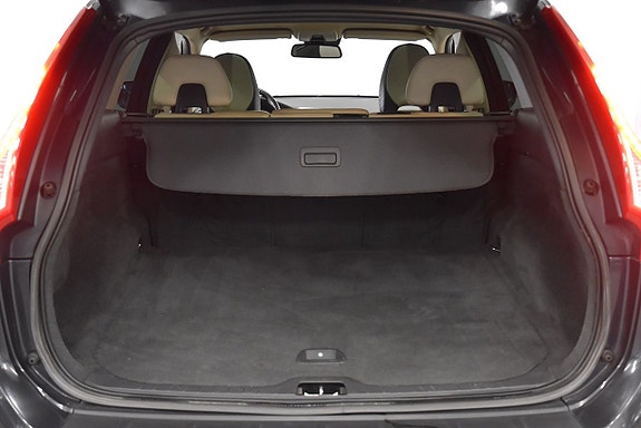 Volvo XC60 19 of 19