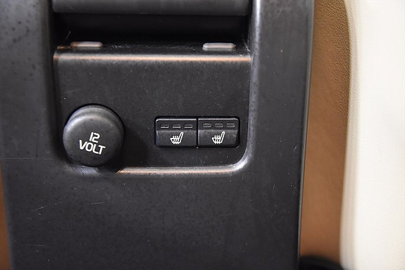 Volvo XC60 16 of 19