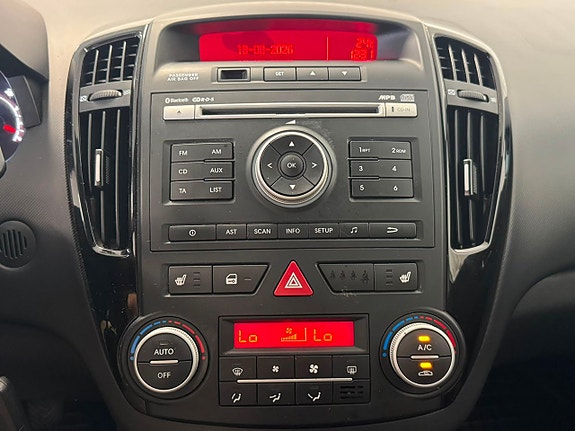 Kia Ceed 18 of 25