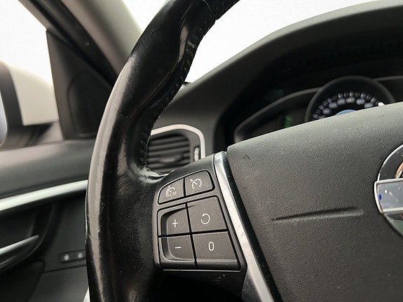 Volvo V60 15 of 28