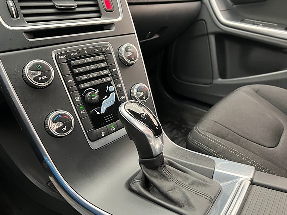 Volvo V60 19 of 28