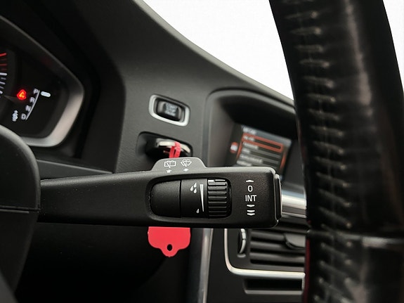 Volvo V60 18 of 28
