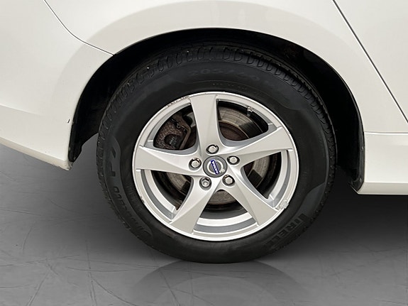 Volvo V60 27 of 28