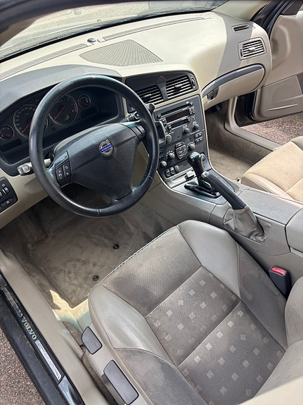 Volvo S60 8 of 11