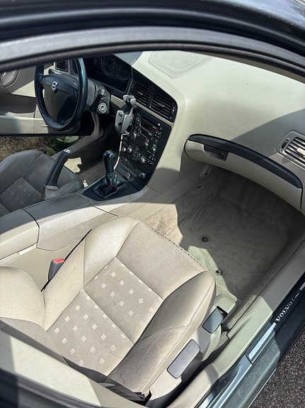 Volvo S60 7 of 11