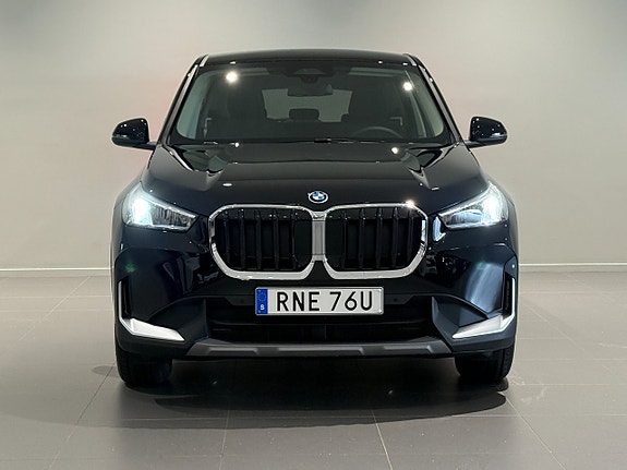 BMW X1 2 of 18