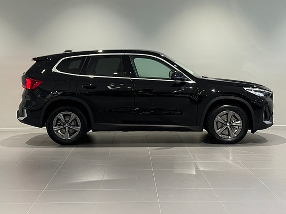 BMW X1 3 of 18