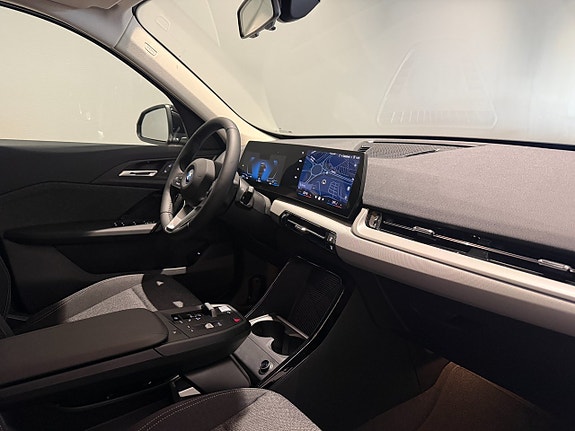 BMW X1 9 of 18